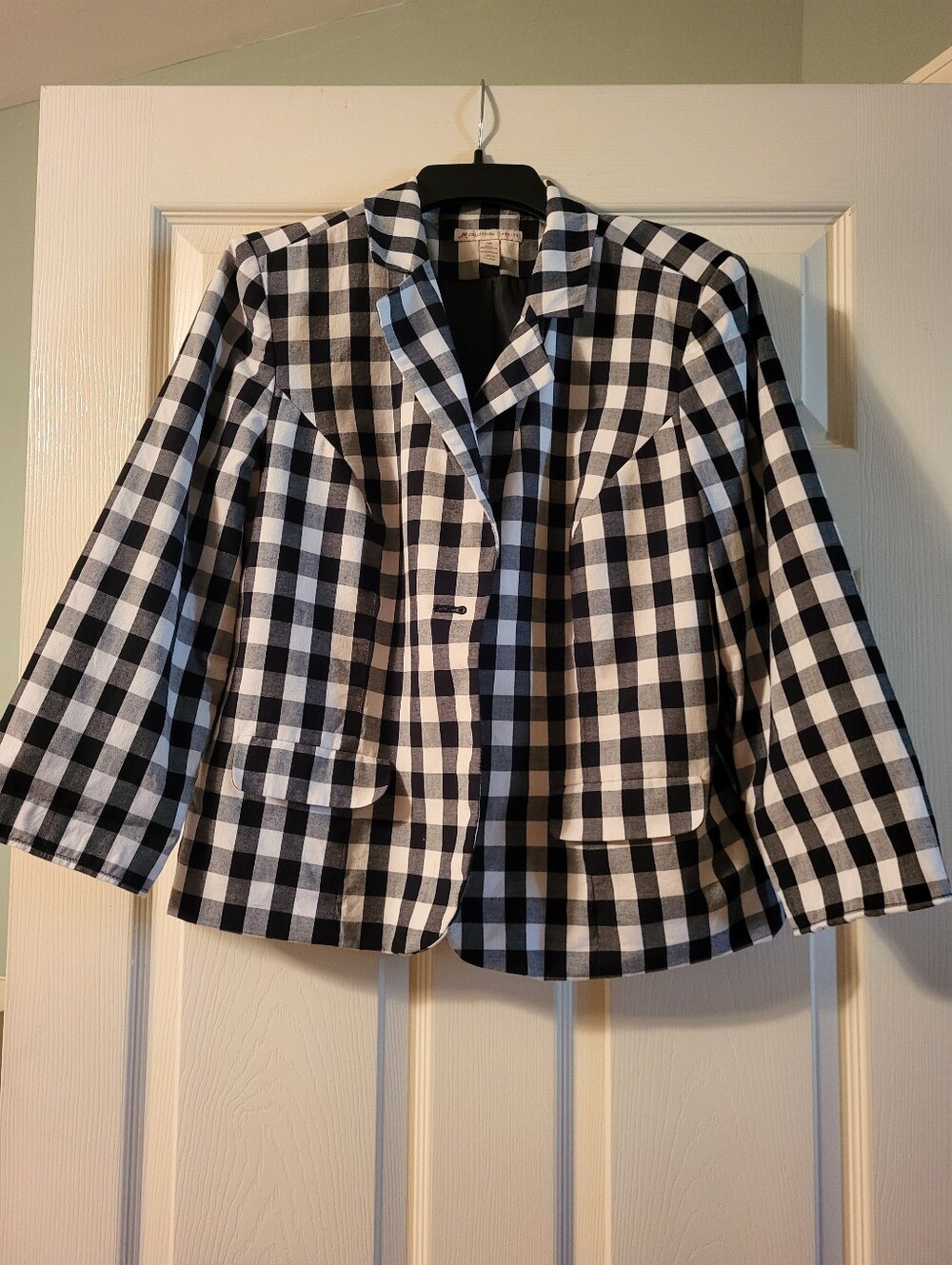 JM Collection Black and White Gingham Blazer